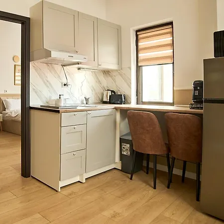 Hotel apartamentowy Dona Premier 3*