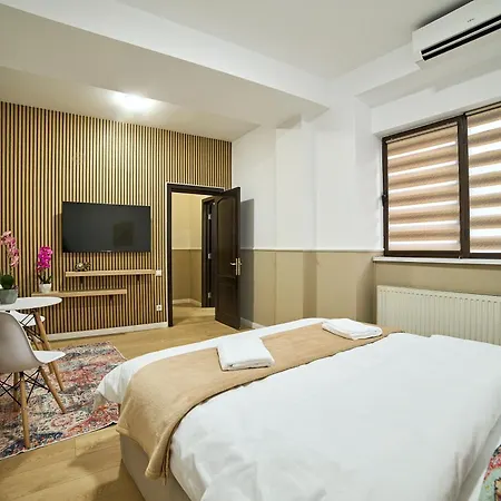 Hotel apartamentowy Dona Premier 3*