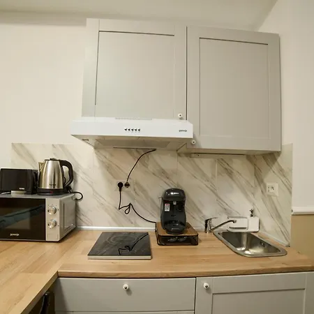 Hotel apartamentowy Dona Premier 3*