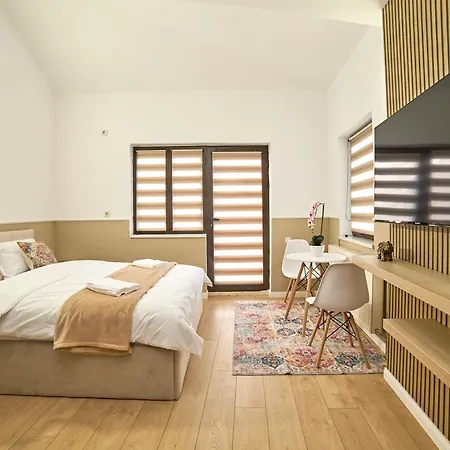 Dona Premier Lejlighedshotel