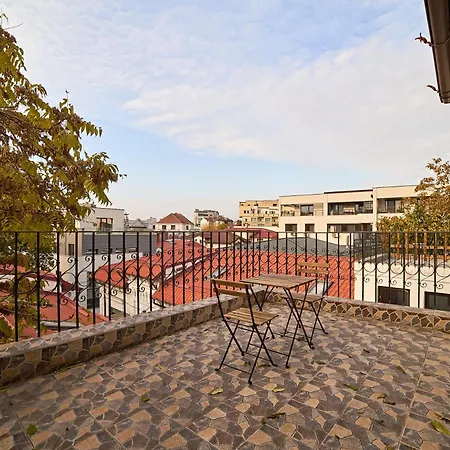 Dona Premier Aparthotel