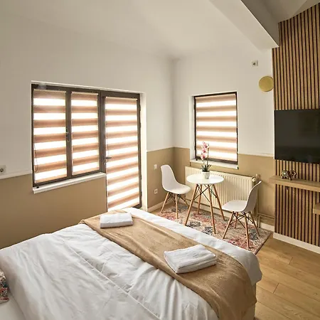Dona Premier Aparthotel