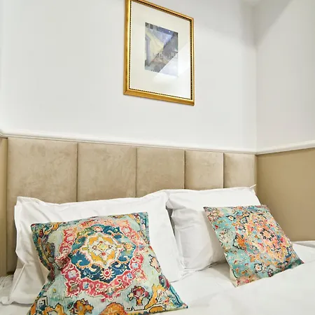 Dona Premier Lejlighedshotel