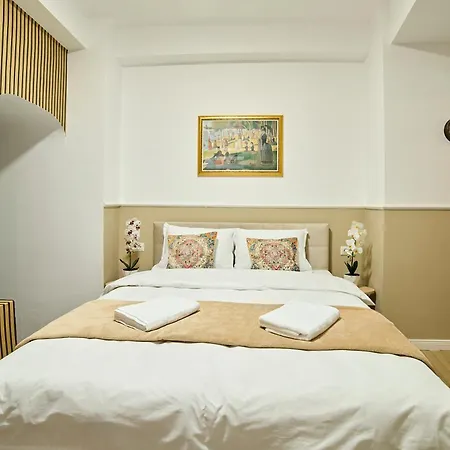 Dona Premier Lejlighedshotel 3*