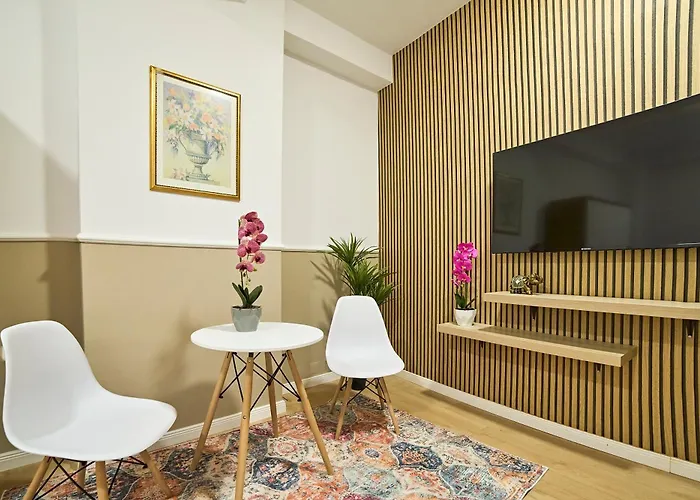 Dona Premier Aparthotel 3*