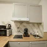 アパートホテル Dona Premier 3*