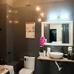 Dona Premier アパートホテル