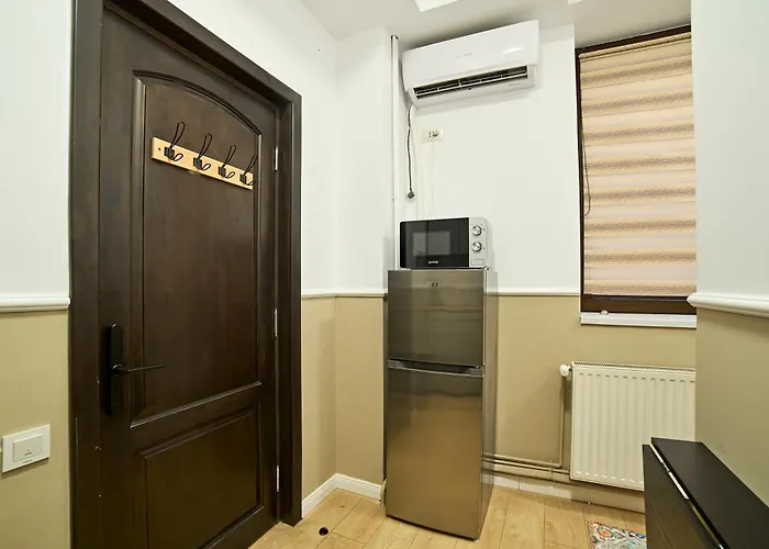 Dona Premier Aparthotel 3*