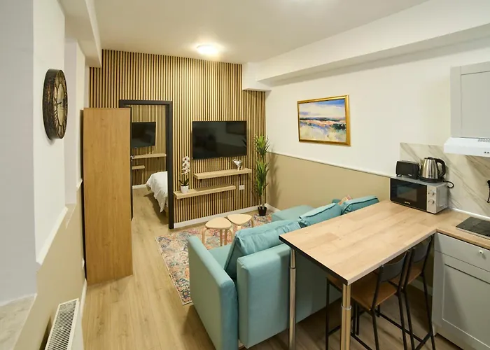 Dona Premier Aparthotel 3*