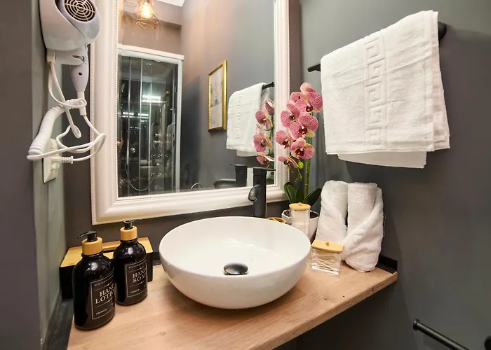 Dona Premier Бухарест